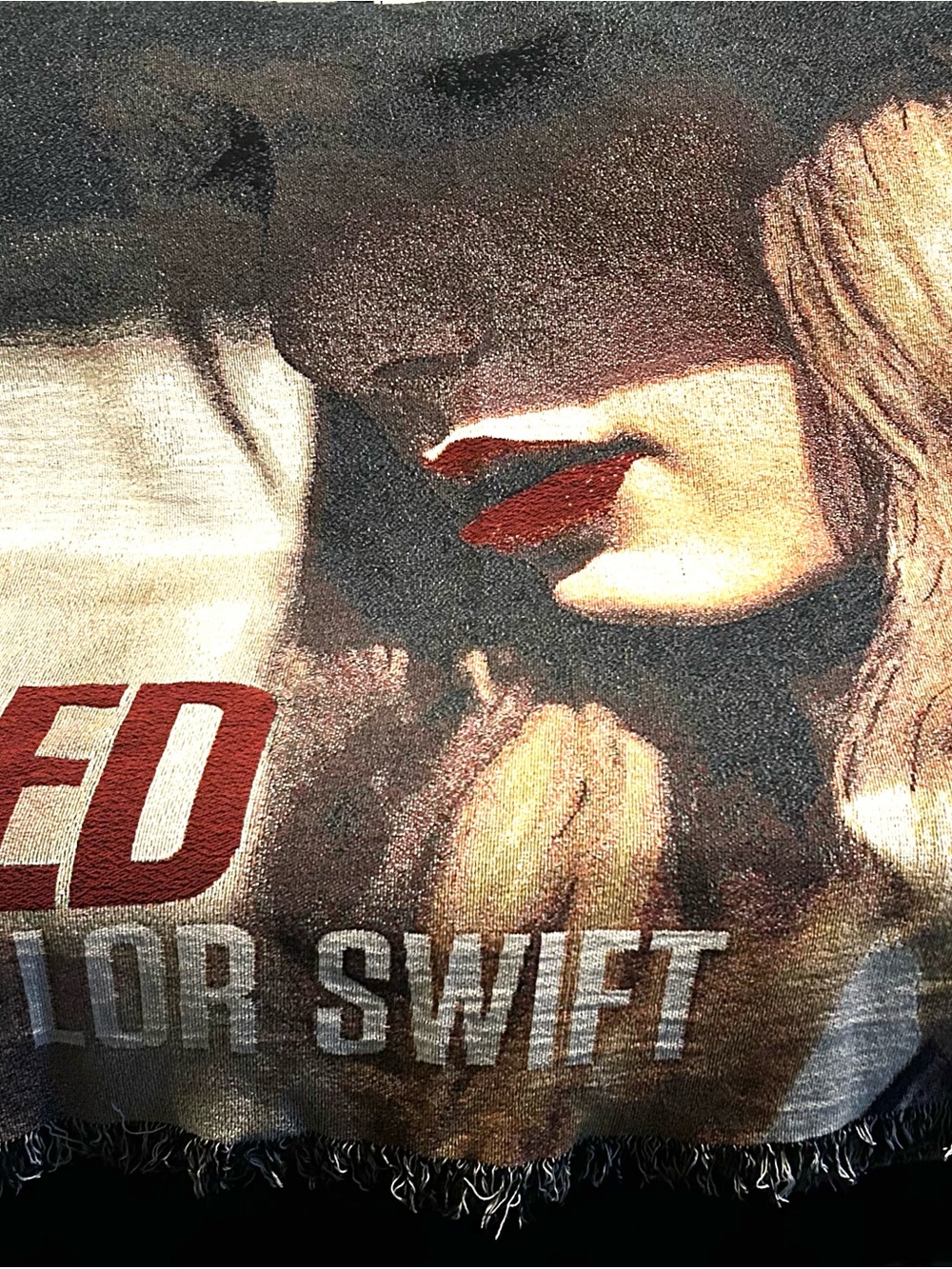 Taylor Swift Red Lip Graphic Throw Blanket